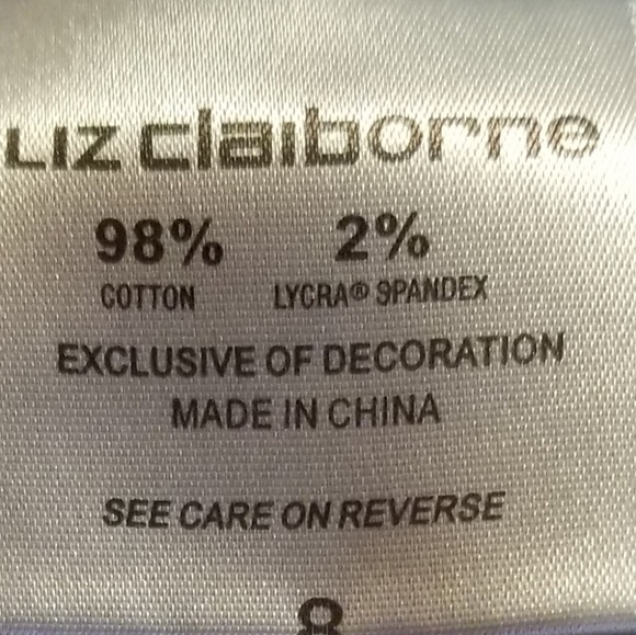 NWOT, NEVER WORN Dark Denim Jeans - Picture 6 of 7